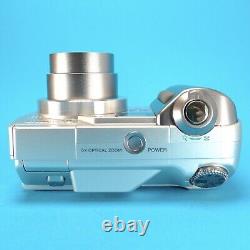 Boxed Olympus Camedia C-55 Zoom 5.1MP retro Digital Camera Silver Tested nr mint