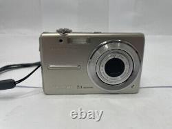OLYMPUS FE-230 7.1MP compact Digital Camera BOXED Extra Batteries