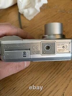 Olympus Camedia C-500 Zoom Digital Camera Retro, Vintage