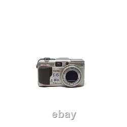 Olympus Camedia C-7000 7MP Digital Camera with 5x Optical Zoom Tested Working