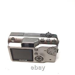 Olympus Camedia C-7000 7MP Digital Camera with 5x Optical Zoom Tested Working