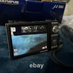 Olympus Mju 1060 Digital Camera 10MP 7x Optical Zoom 3.0'' LCD Silver