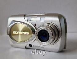 Olympus Mju 400 4MP Compact Digital Camera All Weather XD Card Manual CD