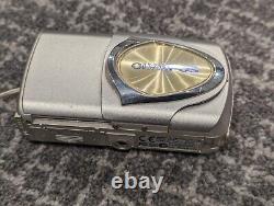 Olympus Mju 400 Digital 4mp Zoom Compact Camera 64mb XD Card Charger Great Cond