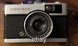 Olympus TRIP 35 Compact 40mm Film Camera, Leather Pouch, Tested And Working